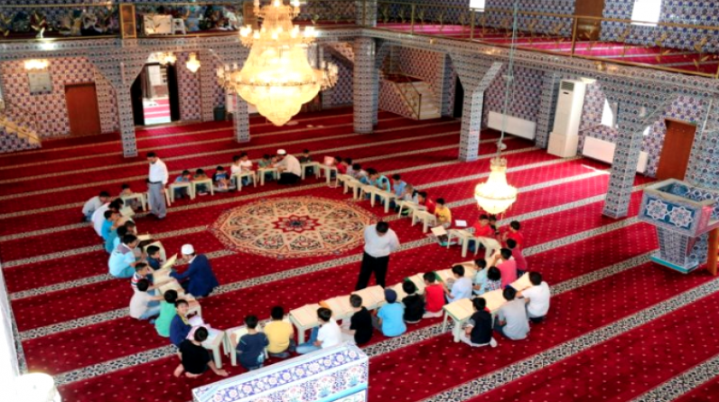 تركيا: نحو 170 ألف طفل يتلقون التعليم في دورات القرآن الكريم لهذا العام